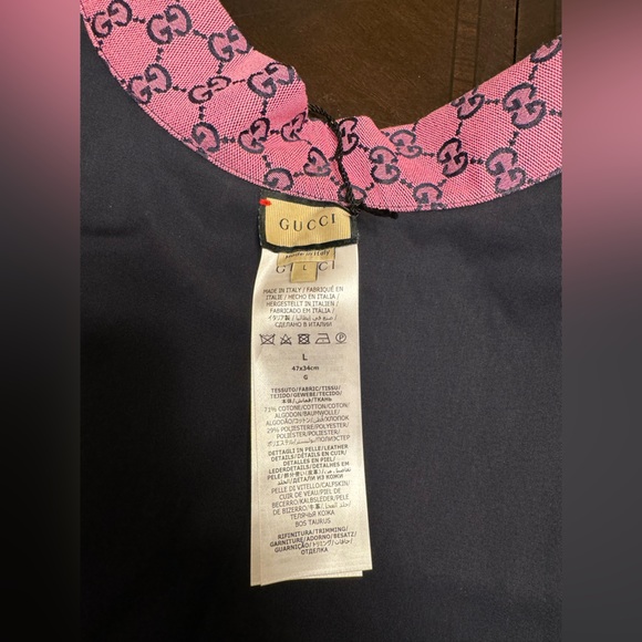 New Authentic Gucci Pink GG Logo Dog Trench Coat - Picture 9 of 16